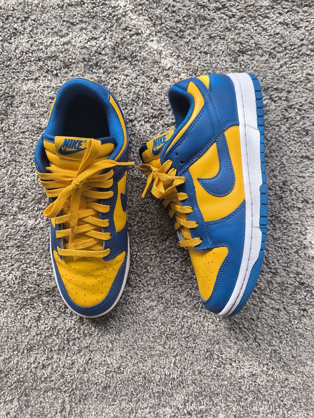 Nike Dunk Low "UCLA" Size 7M - 8.5W